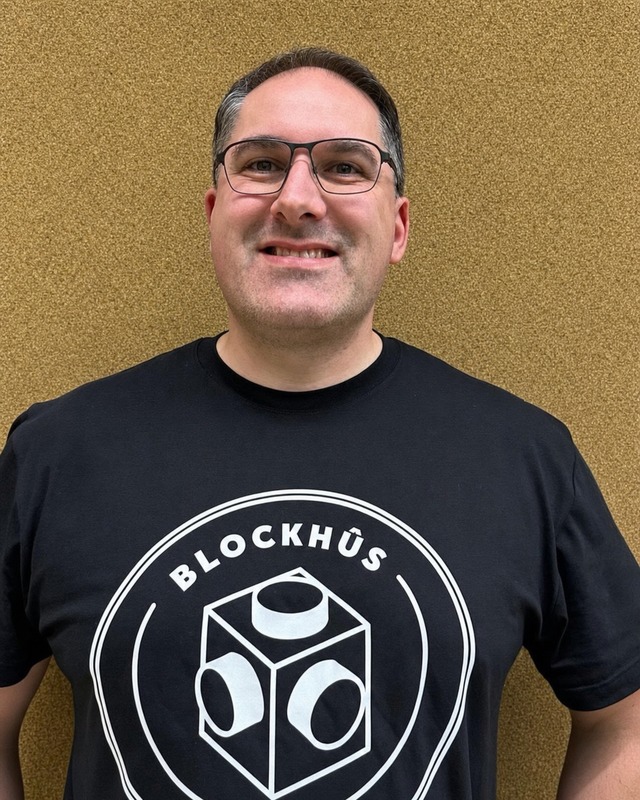 Portretfoto van Tim, penningmeester van Stichting Blockhûs